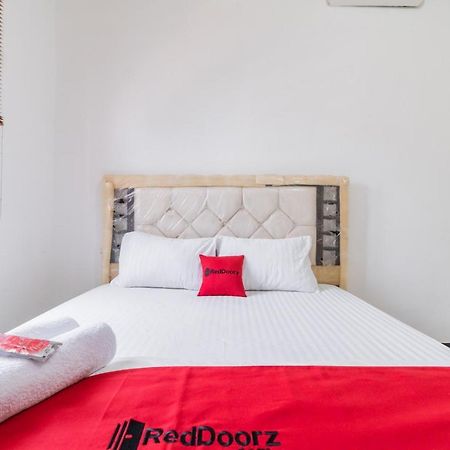 Reddoorz Near Terminal Bubulak Bogor Hotell Eksteriør bilde