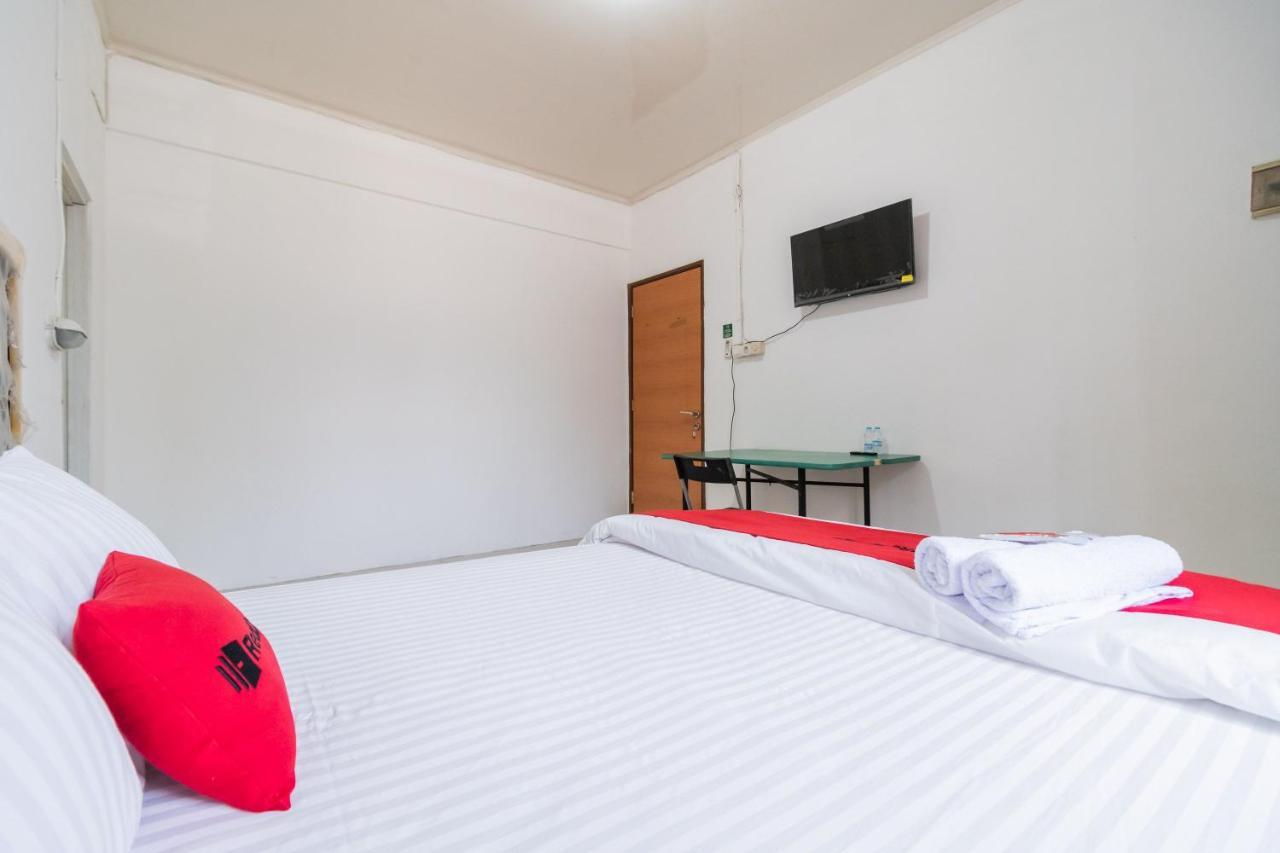 Reddoorz Near Terminal Bubulak Bogor Hotell Eksteriør bilde